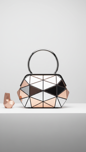 Bolsa statement metalizada prateada